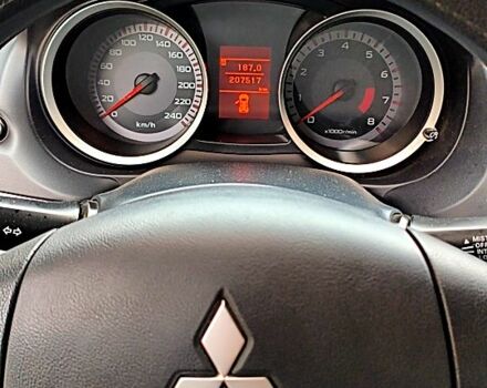 Черный Мицубиси Лансер, объемом двигателя 1.5 л и пробегом 207 тыс. км за 5500 $, фото 9 на Automoto.ua