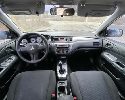 Черный Мицубиси Лансер, объемом двигателя 1.6 л и пробегом 263 тыс. км за 2900 $, фото 8 на Automoto.ua