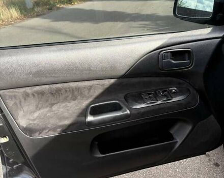 Черный Мицубиси Лансер, объемом двигателя 1.6 л и пробегом 244 тыс. км за 4100 $, фото 4 на Automoto.ua