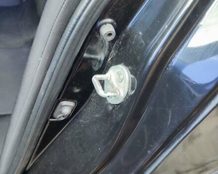 Чорний Міцубісі Lancer, об'ємом двигуна 2 л та пробігом 191 тис. км за 6500 $, фото 12 на Automoto.ua