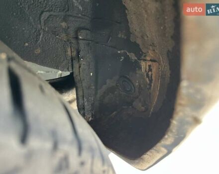 Чорний Міцубісі Lancer, об'ємом двигуна 1.6 л та пробігом 296 тис. км за 4200 $, фото 18 на Automoto.ua