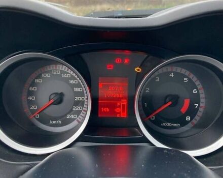Чорний Міцубісі Lancer, об'ємом двигуна 2 л та пробігом 180 тис. км за 7500 $, фото 6 на Automoto.ua