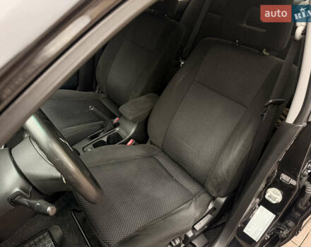 Чорний Міцубісі Lancer, об'ємом двигуна 1.6 л та пробігом 265 тис. км за 4700 $, фото 16 на Automoto.ua