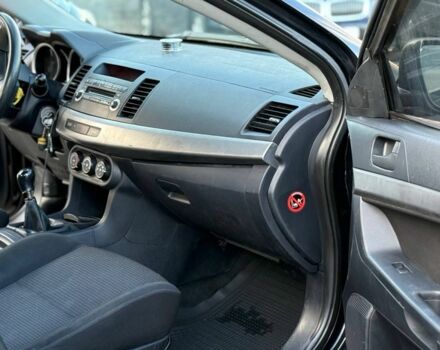 Чорний Міцубісі Lancer, об'ємом двигуна 1.5 л та пробігом 220 тис. км за 4600 $, фото 7 на Automoto.ua