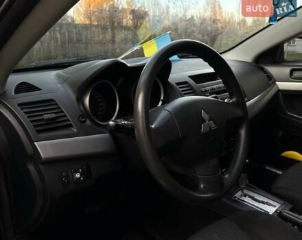 Черный Мицубиси Лансер, объемом двигателя 1.5 л и пробегом 285 тыс. км за 4800 $, фото 17 на Automoto.ua