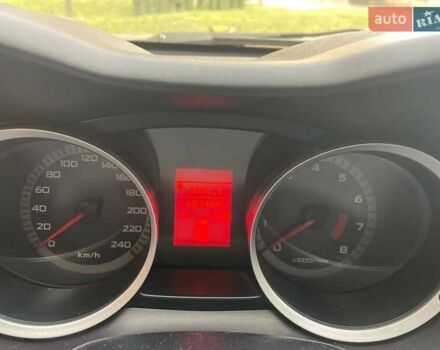 Чорний Міцубісі Lancer, об'ємом двигуна 2 л та пробігом 255 тис. км за 6999 $, фото 5 на Automoto.ua