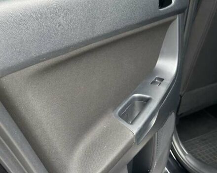 Чорний Міцубісі Lancer, об'ємом двигуна 2 л та пробігом 199 тис. км за 7900 $, фото 33 на Automoto.ua