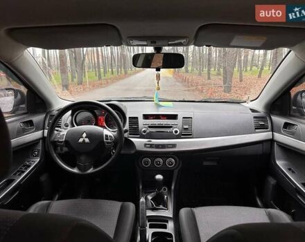 Чорний Міцубісі Lancer, об'ємом двигуна 2 л та пробігом 263 тис. км за 5750 $, фото 10 на Automoto.ua