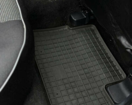 Чорний Міцубісі Lancer, об'ємом двигуна 1.5 л та пробігом 111 тис. км за 6999 $, фото 53 на Automoto.ua