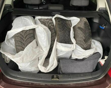 Чорний Міцубісі Lancer, об'ємом двигуна 1.6 л та пробігом 229 тис. км за 4200 $, фото 6 на Automoto.ua