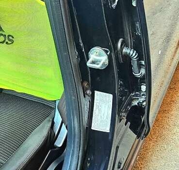 Черный Мицубиси Лансер, объемом двигателя 1.5 л и пробегом 205 тыс. км за 6300 $, фото 15 на Automoto.ua