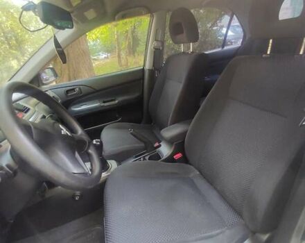 Чорний Міцубісі Lancer, об'ємом двигуна 1.6 л та пробігом 335 тис. км за 3100 $, фото 15 на Automoto.ua