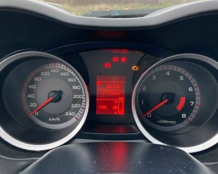 Чорний Міцубісі Lancer, об'ємом двигуна 2 л та пробігом 180 тис. км за 7500 $, фото 6 на Automoto.ua