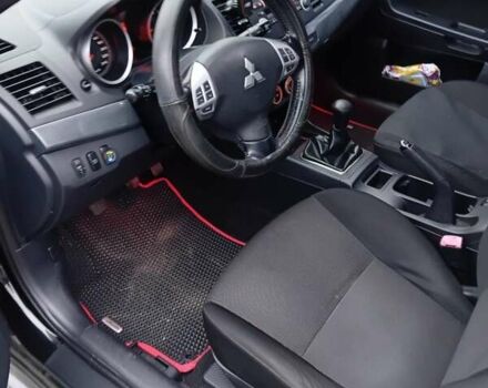 Чорний Міцубісі Lancer, об'ємом двигуна 2 л та пробігом 275 тис. км за 5200 $, фото 9 на Automoto.ua