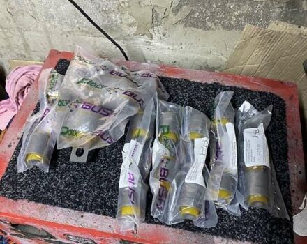 Чорний Міцубісі Lancer, об'ємом двигуна 2 л та пробігом 223 тис. км за 7800 $, фото 21 на Automoto.ua