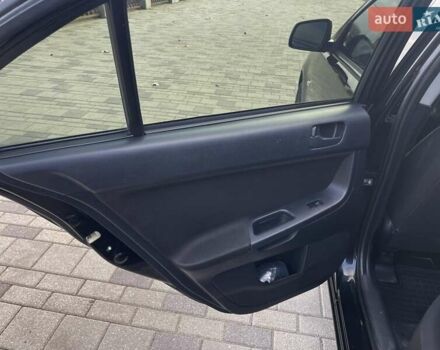 Чорний Міцубісі Lancer, об'ємом двигуна 1.5 л та пробігом 184 тис. км за 6000 $, фото 12 на Automoto.ua