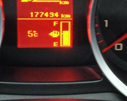 Черный Мицубиси Лансер, объемом двигателя 1.5 л и пробегом 177 тыс. км за 5100 $, фото 11 на Automoto.ua