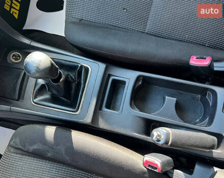 Черный Мицубиси Лансер, объемом двигателя 2 л и пробегом 215 тыс. км за 7000 $, фото 12 на Automoto.ua