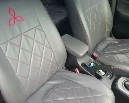 Черный Мицубиси Лансер, объемом двигателя 1.6 л и пробегом 256 тыс. км за 6300 $, фото 5 на Automoto.ua