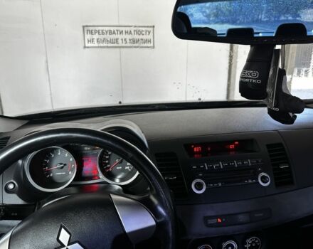 Черный Мицубиси Лансер, объемом двигателя 1.5 л и пробегом 239 тыс. км за 4300 $, фото 5 на Automoto.ua