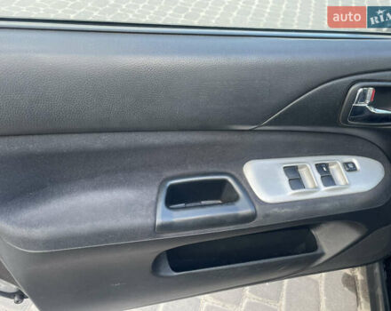 Чорний Міцубісі Lancer, об'ємом двигуна 2 л та пробігом 285 тис. км за 2550 $, фото 6 на Automoto.ua