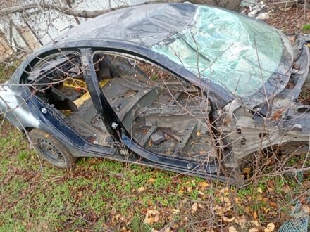 Чорний Міцубісі Lancer, об'ємом двигуна 1.5 л та пробігом 150 тис. км за 350 $, фото 1 на Automoto.ua