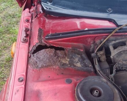 Мицубиси Лансер 1986 в Лубнах на Automoto.ua Красный Мицубиси Лансер, объемом двигателя 0 л и пробегом 460 тыс. км за 286 $, фото 9 на Automoto.ua