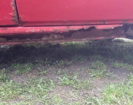 Мицубиси Лансер 1986 в Лубнах на Automoto.ua Красный Мицубиси Лансер, объемом двигателя 0 л и пробегом 460 тыс. км за 286 $, фото 8 на Automoto.ua