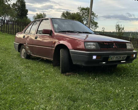 Червоний Міцубісі Lancer, об'ємом двигуна 1.5 л та пробігом 326 тис. км за 800 $, фото 1 на Automoto.ua