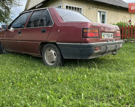 Червоний Міцубісі Lancer, об'ємом двигуна 1.5 л та пробігом 326 тис. км за 800 $, фото 4 на Automoto.ua