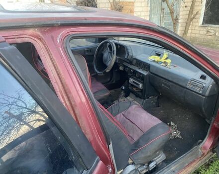 Красный Мицубиси Лансер, объемом двигателя 0 л и пробегом 200 тыс. км за 355 $, фото 3 на Automoto.ua