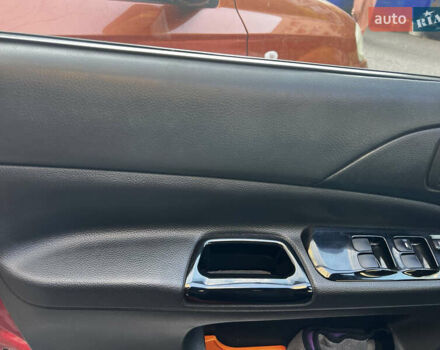 Красный Мицубиси Лансер, объемом двигателя 1.6 л и пробегом 312 тыс. км за 4600 $, фото 4 на Automoto.ua