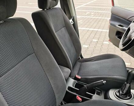 Красный Мицубиси Лансер, объемом двигателя 1.6 л и пробегом 176 тыс. км за 4300 $, фото 16 на Automoto.ua