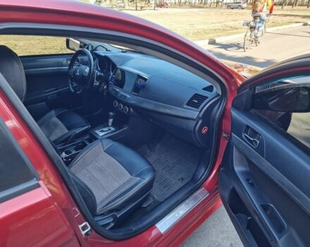 Мицубиси Лансер 2007 в Николаеве на Automoto.ua Красный Мицубиси Лансер, объемом двигателя 2 л и пробегом 275 тыс. км за 6200 $, фото 3 на Automoto.ua