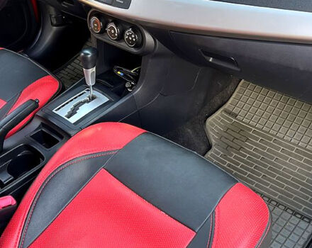 Красный Мицубиси Лансер, объемом двигателя 1.5 л и пробегом 145 тыс. км за 6500 $, фото 7 на Automoto.ua