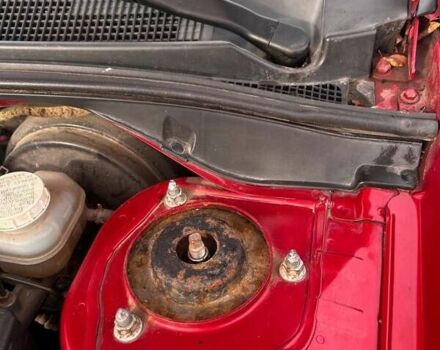 Красный Мицубиси Лансер, объемом двигателя 1.6 л и пробегом 176 тыс. км за 4300 $, фото 8 на Automoto.ua