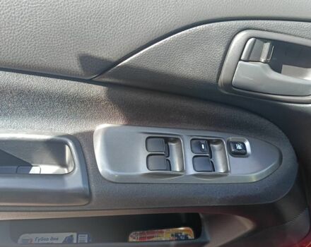 Красный Мицубиси Лансер, объемом двигателя 0 л и пробегом 221 тыс. км за 5500 $, фото 4 на Automoto.ua