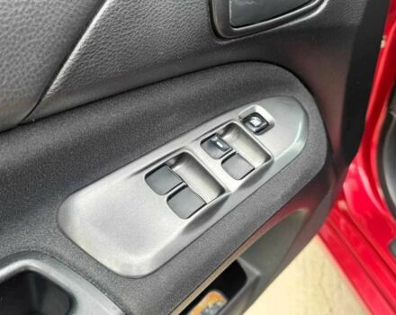 Мицубиси Лансер 2007 в Киеве на Automoto.ua Красный Мицубиси Лансер, объемом двигателя 1.6 л и пробегом 212 тыс. км за 5490 $, фото 15 на Automoto.ua