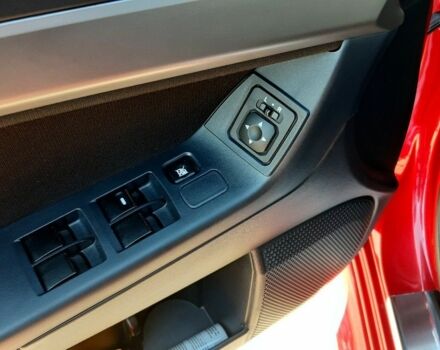 Красный Мицубиси Лансер, объемом двигателя 2 л и пробегом 110 тыс. км за 7500 $, фото 22 на Automoto.ua