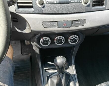Червоний Міцубісі Lancer, об'ємом двигуна 0 л та пробігом 144 тис. км за 5600 $, фото 7 на Automoto.ua