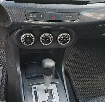 Червоний Міцубісі Lancer, об'ємом двигуна 2 л та пробігом 197 тис. км за 7300 $, фото 6 на Automoto.ua