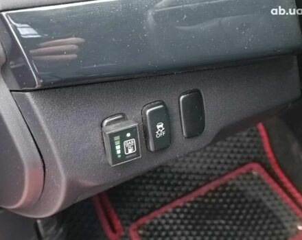 Красный Мицубиси Лансер, объемом двигателя 2 л и пробегом 136 тыс. км за 10990 $, фото 17 на Automoto.ua