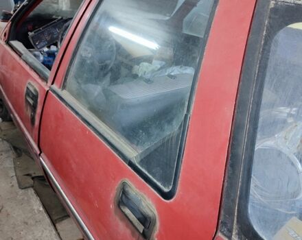 Красный Мицубиси Лансер, объемом двигателя 0 л и пробегом 250 тыс. км за 450 $, фото 1 на Automoto.ua