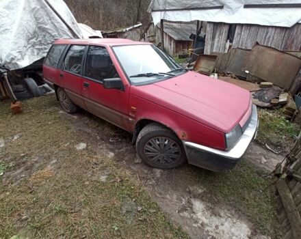 Красный Мицубиси Лансер, объемом двигателя 1.8 л и пробегом 250 тыс. км за 700 $, фото 5 на Automoto.ua