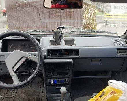 Червоний Міцубісі Lancer, об'ємом двигуна 1.8 л та пробігом 250 тис. км за 2300 $, фото 8 на Automoto.ua