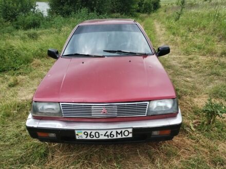 Мицубиси Лансер 1988 в Городок на Automoto.ua Красный Мицубиси Лансер, объемом двигателя 1 л и пробегом 45 тыс. км за 1300 $, фото 1 на Automoto.ua