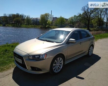 Міцубісі Lancer, об'ємом двигуна 2 л та пробігом 235 тис. км за 7300 $, фото 4 на Automoto.ua