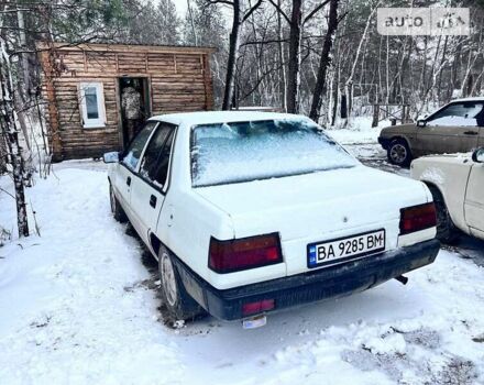 Міцубісі Lancer, об'ємом двигуна 0 л та пробігом 200 тис. км за 1350 $, фото 1 на Automoto.ua