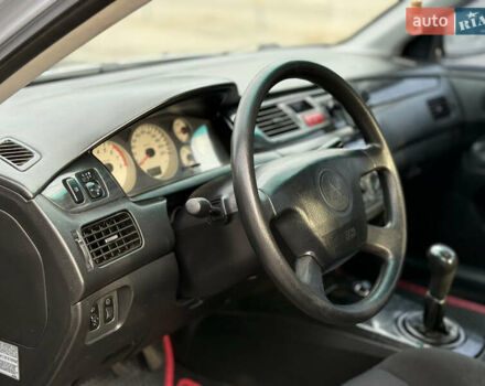 Мицубиси Лансер, объемом двигателя 1.6 л и пробегом 230 тыс. км за 3700 $, фото 5 на Automoto.ua