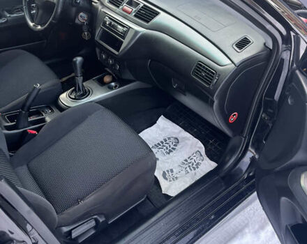 Мицубиси Лансер, объемом двигателя 1.6 л и пробегом 250 тыс. км за 2900 $, фото 6 на Automoto.ua